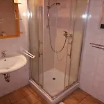 Апартаменты Gaestehaus Zum Salztrippler Rumbach