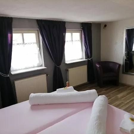 Gaestehaus Zum Salztrippler *